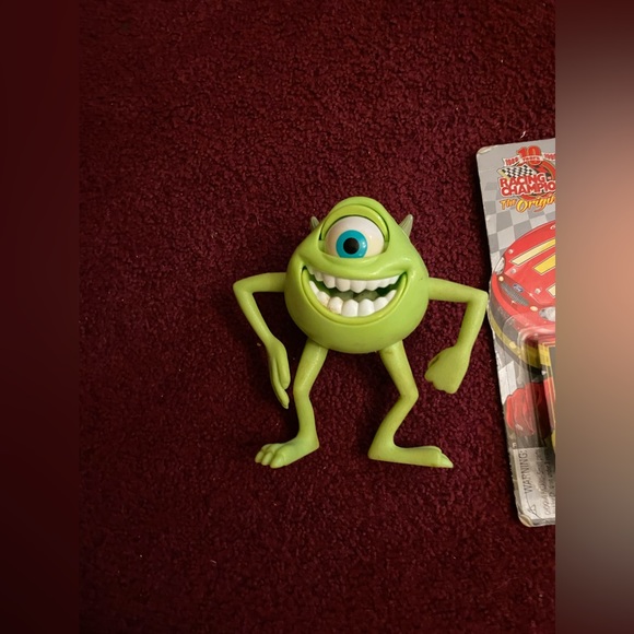 Toy bundle - Picture 3 of 6